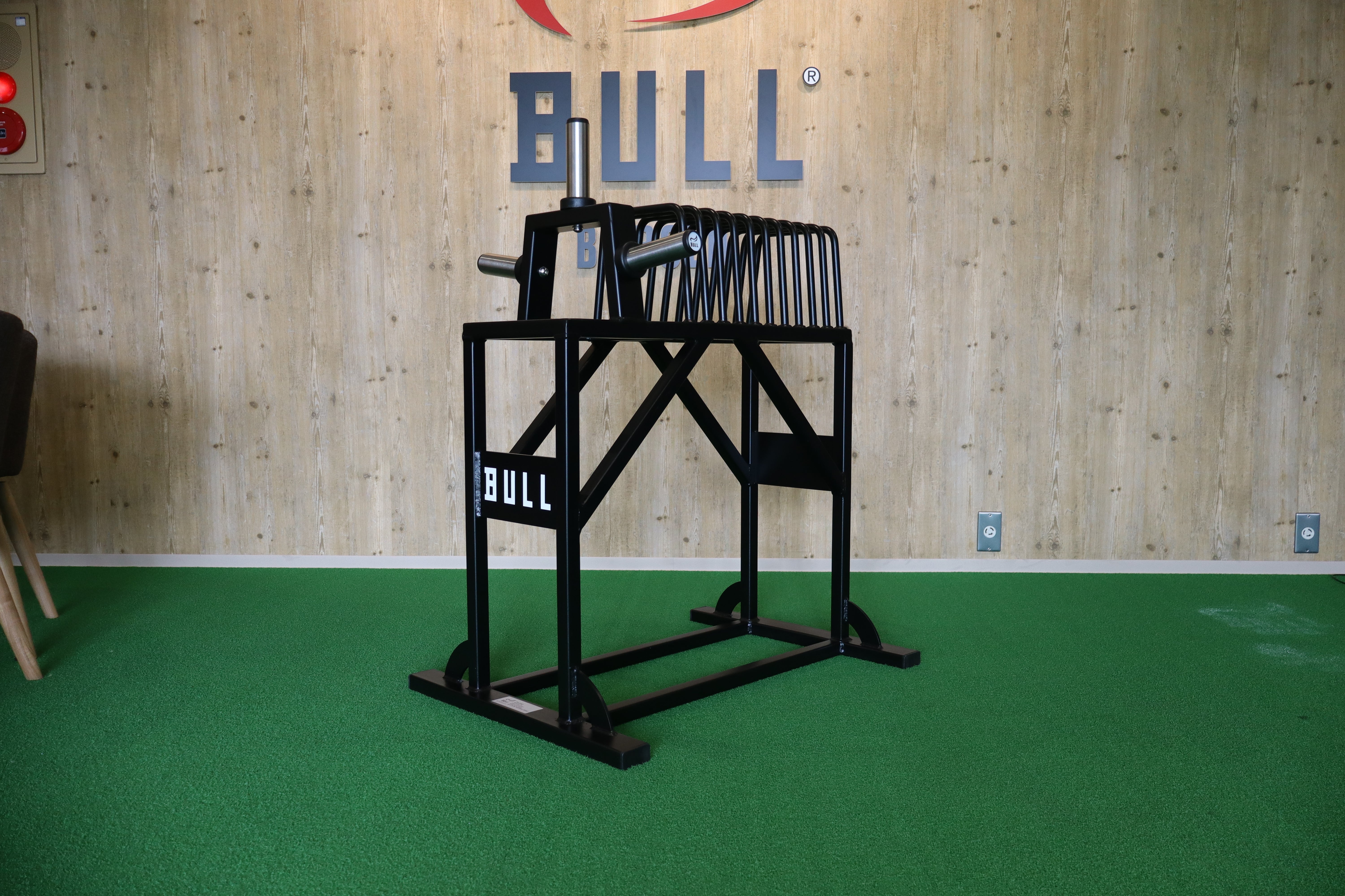 Plate Stand / プレートスタンド | トレーニングマシンブランドBULL