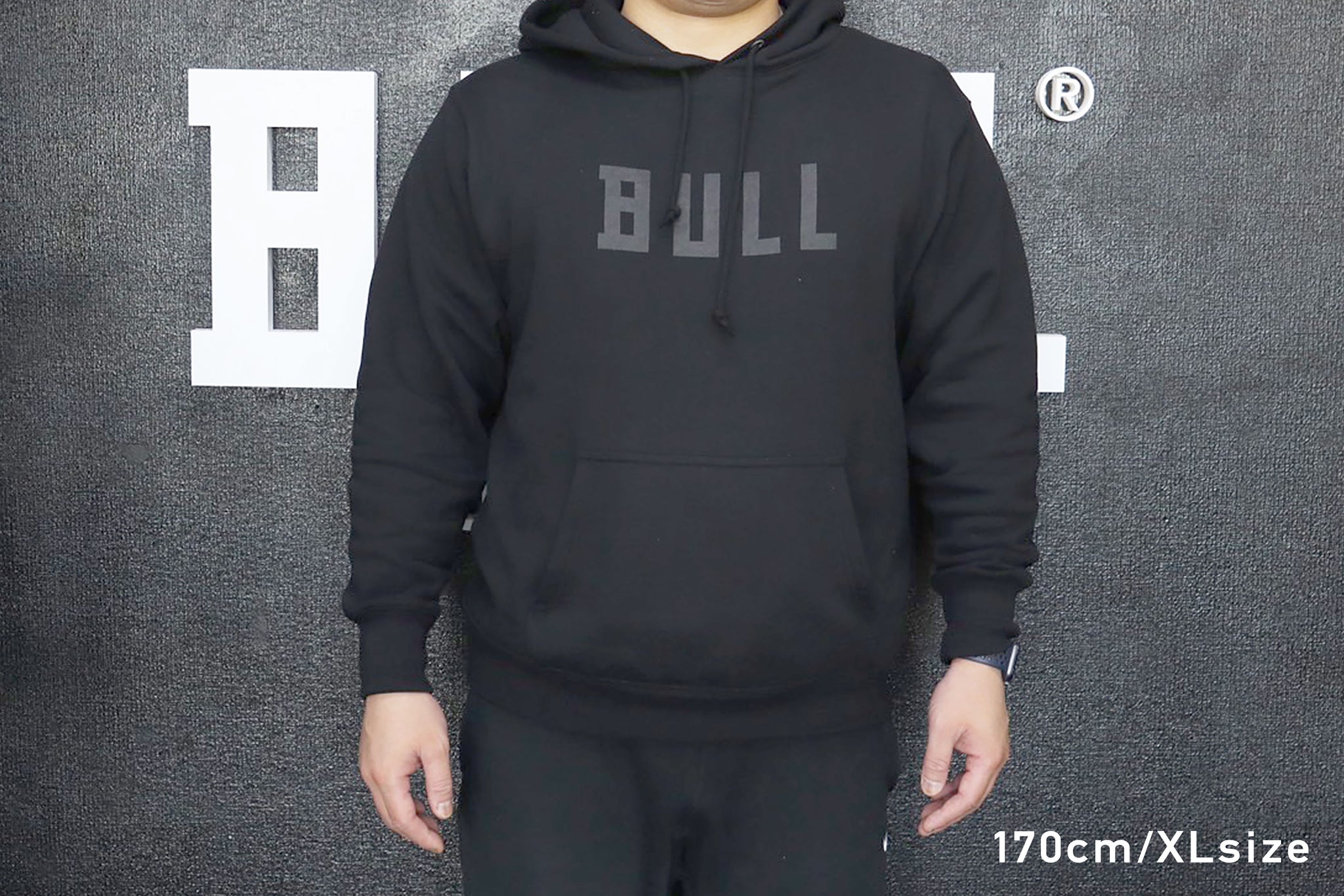 BOC ブラック パーカー XL BULL パーカー | トレーニングマシンブランドBULLオンラインショップ